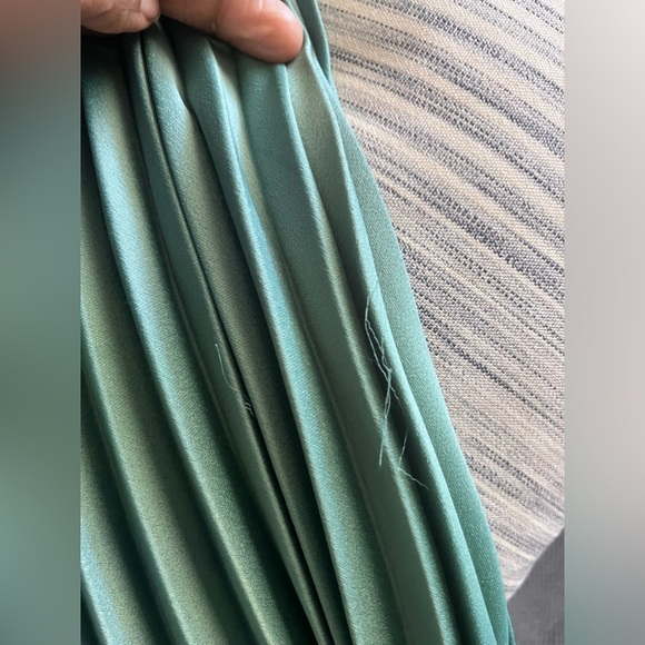 H&M Midi pleated skirt - size Medium - Picture 5 of 5